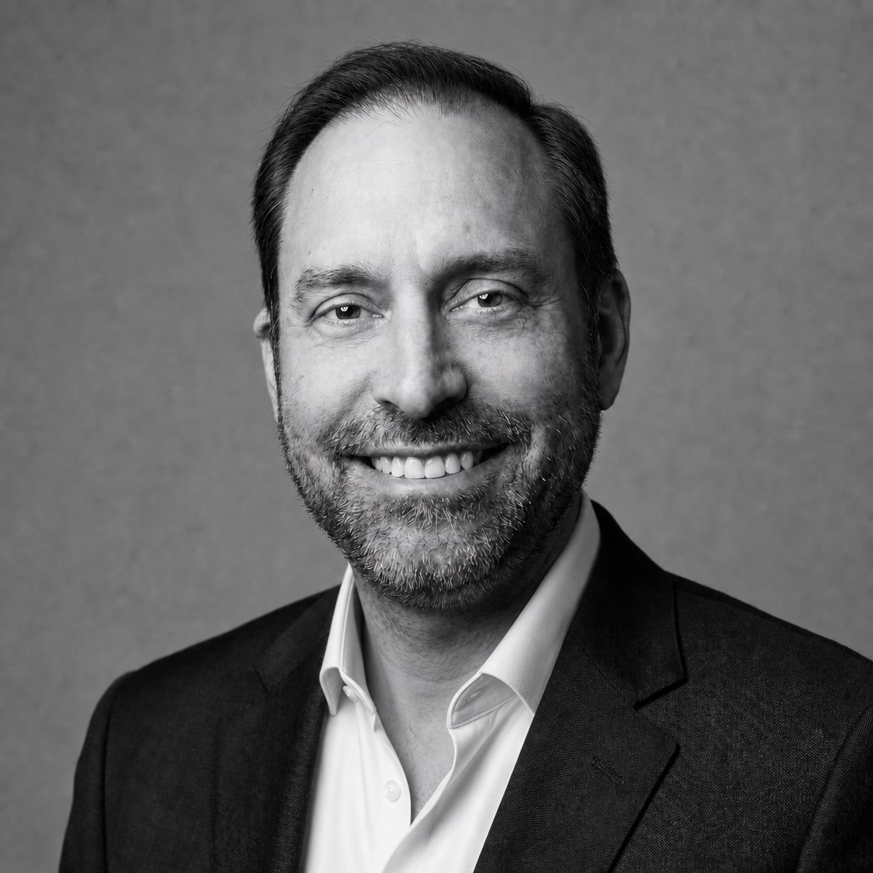 Richard Thompson headshot
